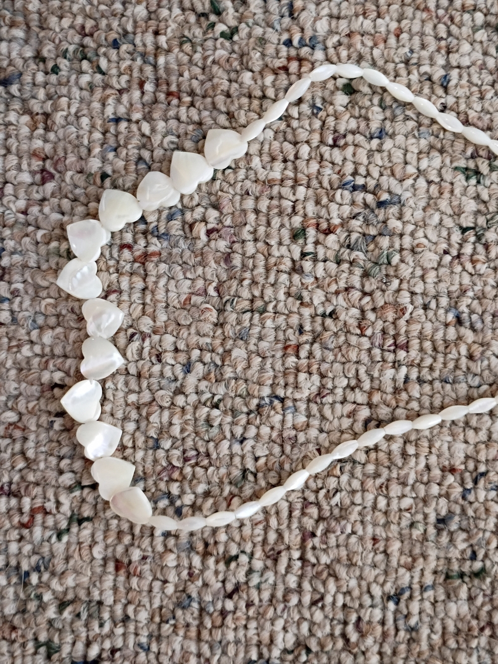 White Heart Shell Bead Necklace